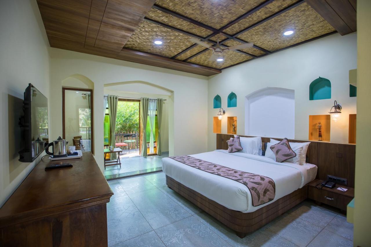 Hotel Sterling Padam Pench Khawāsa Exterior foto