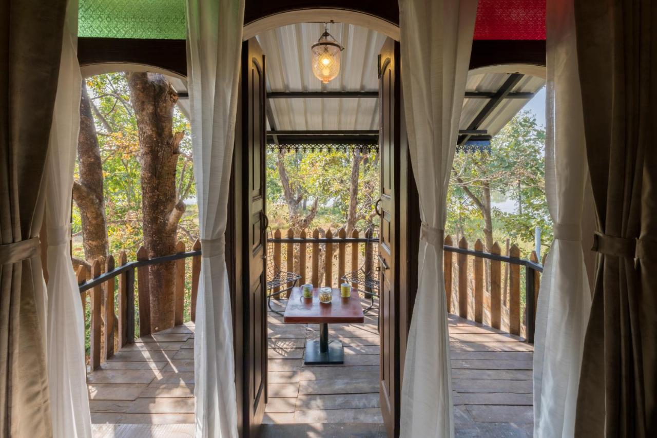 Hotel Sterling Padam Pench Khawāsa Exterior foto