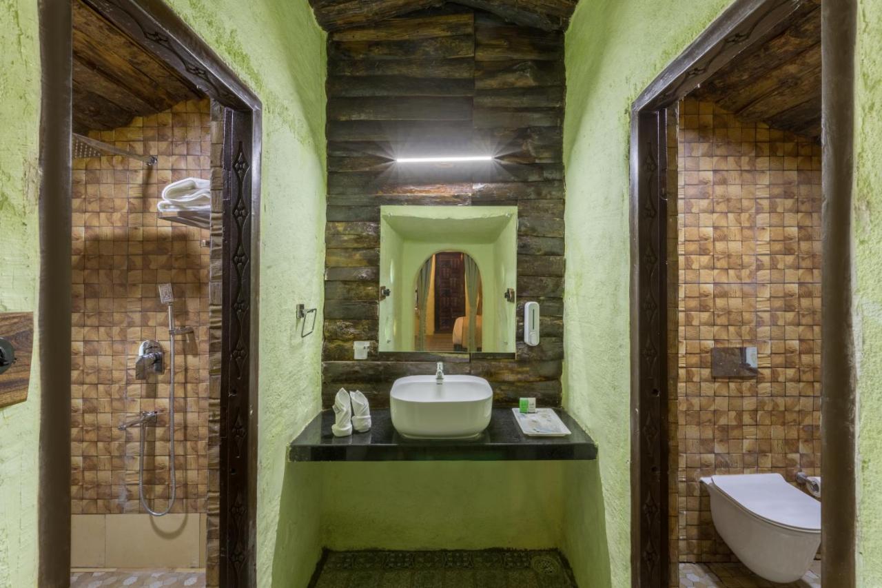 Hotel Sterling Padam Pench Khawāsa Exterior foto